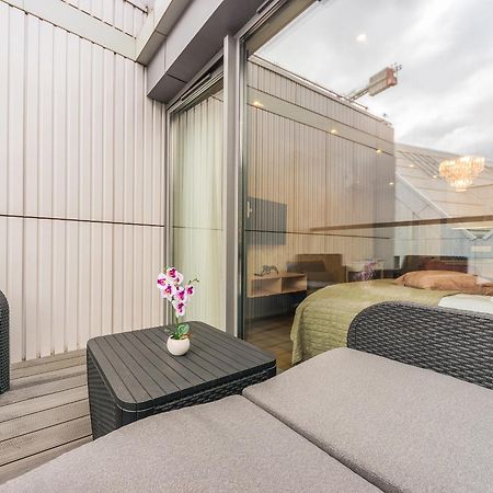 Flatbook - City Center Apartments Granaria With Parking Gdansk Room photo